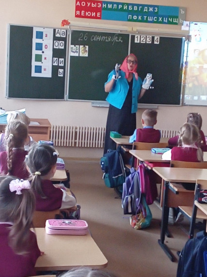 В гостях у 1«А» класса «Лицея «Держава» была знаменитая калужская писательница Светлана Понамарёва!.